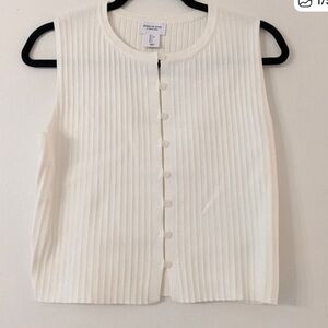 Song of style White Ribbed Button-Up Sleeveless Top